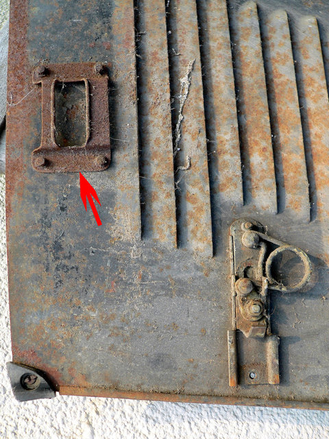 Latch plate.JPG